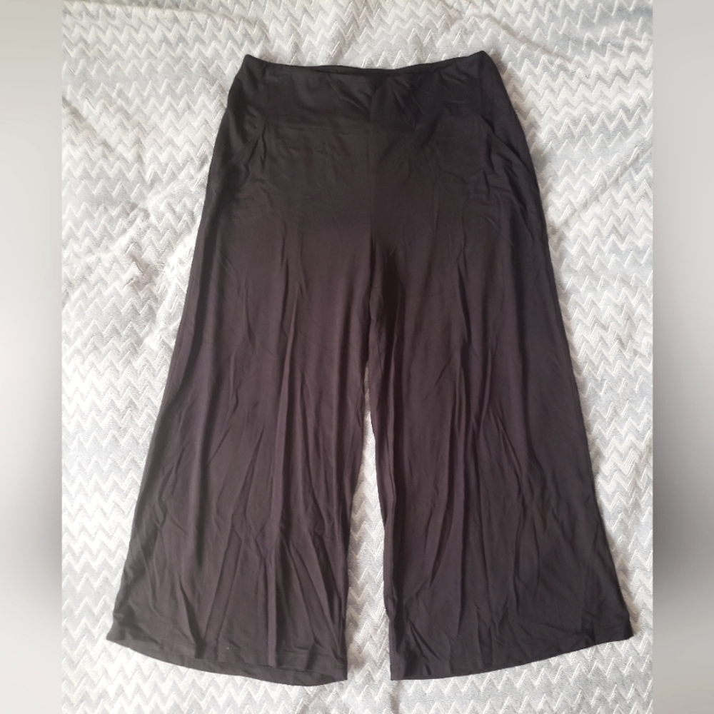 ⏰️LAST CHANCE⏰️ Black Wide Leg Pants